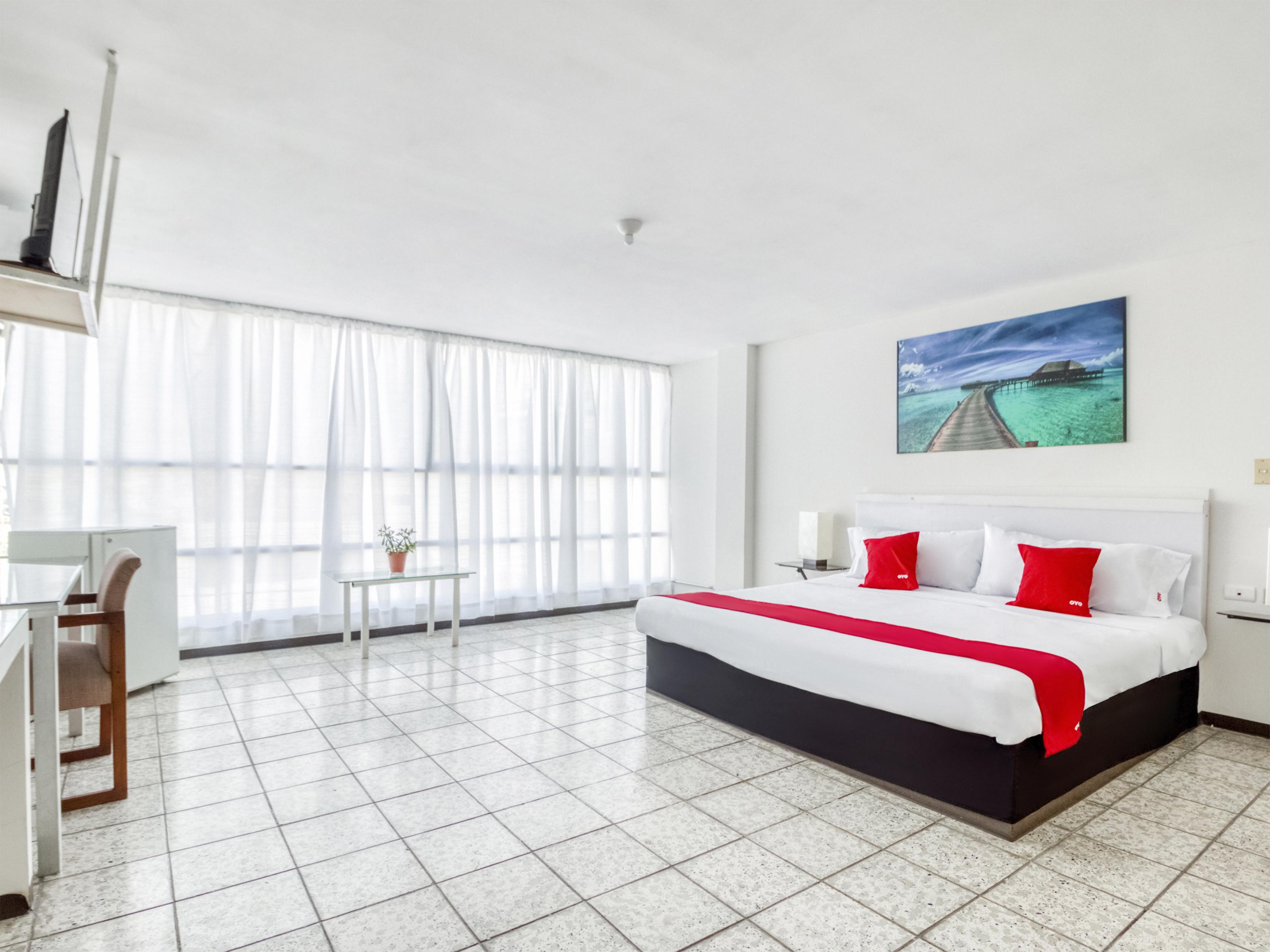 Oyo Hotel Del Llanito, אגואסקליינטס מראה חיצוני תמונה