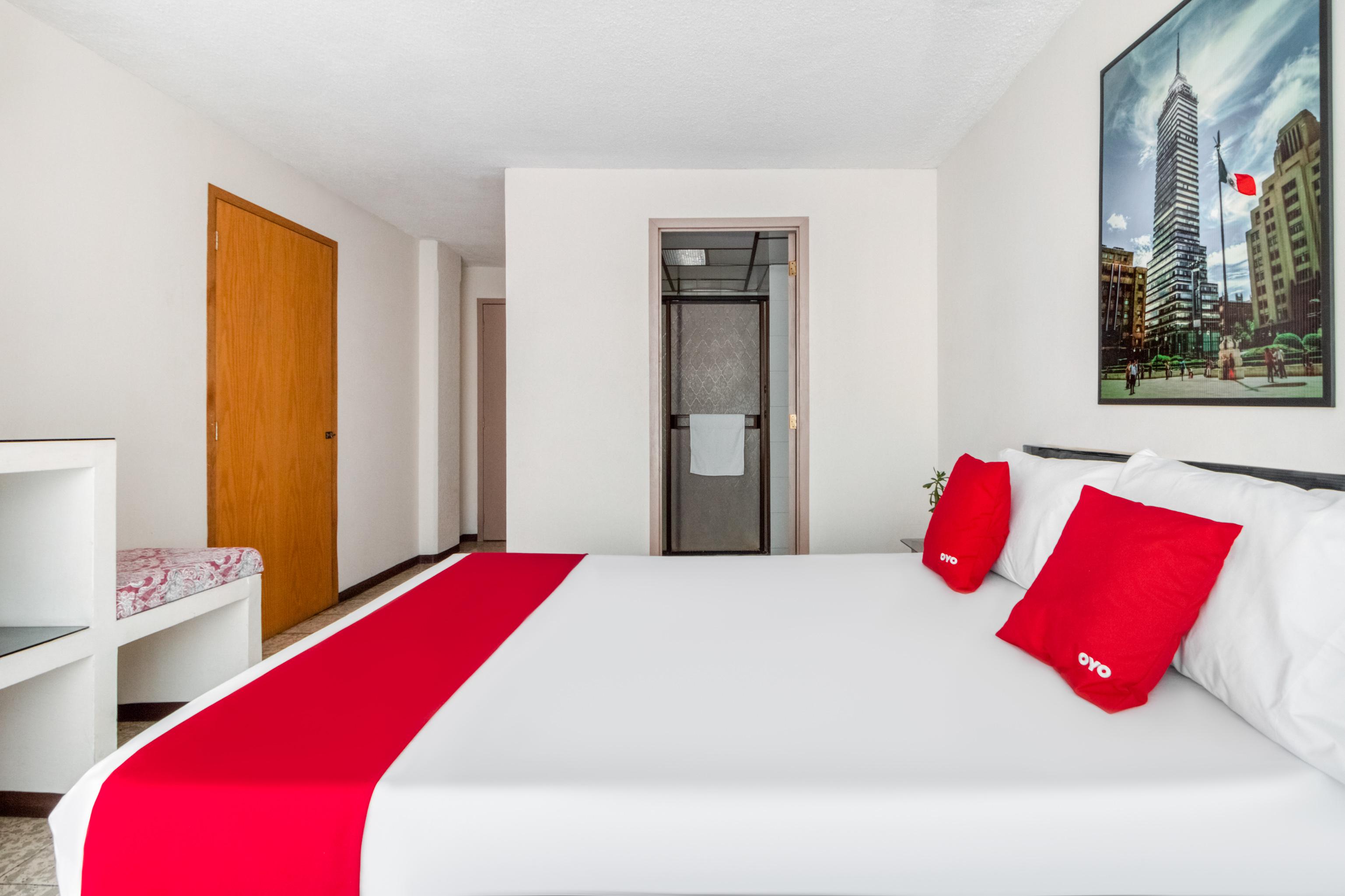 Oyo Hotel Del Llanito, אגואסקליינטס מראה חיצוני תמונה