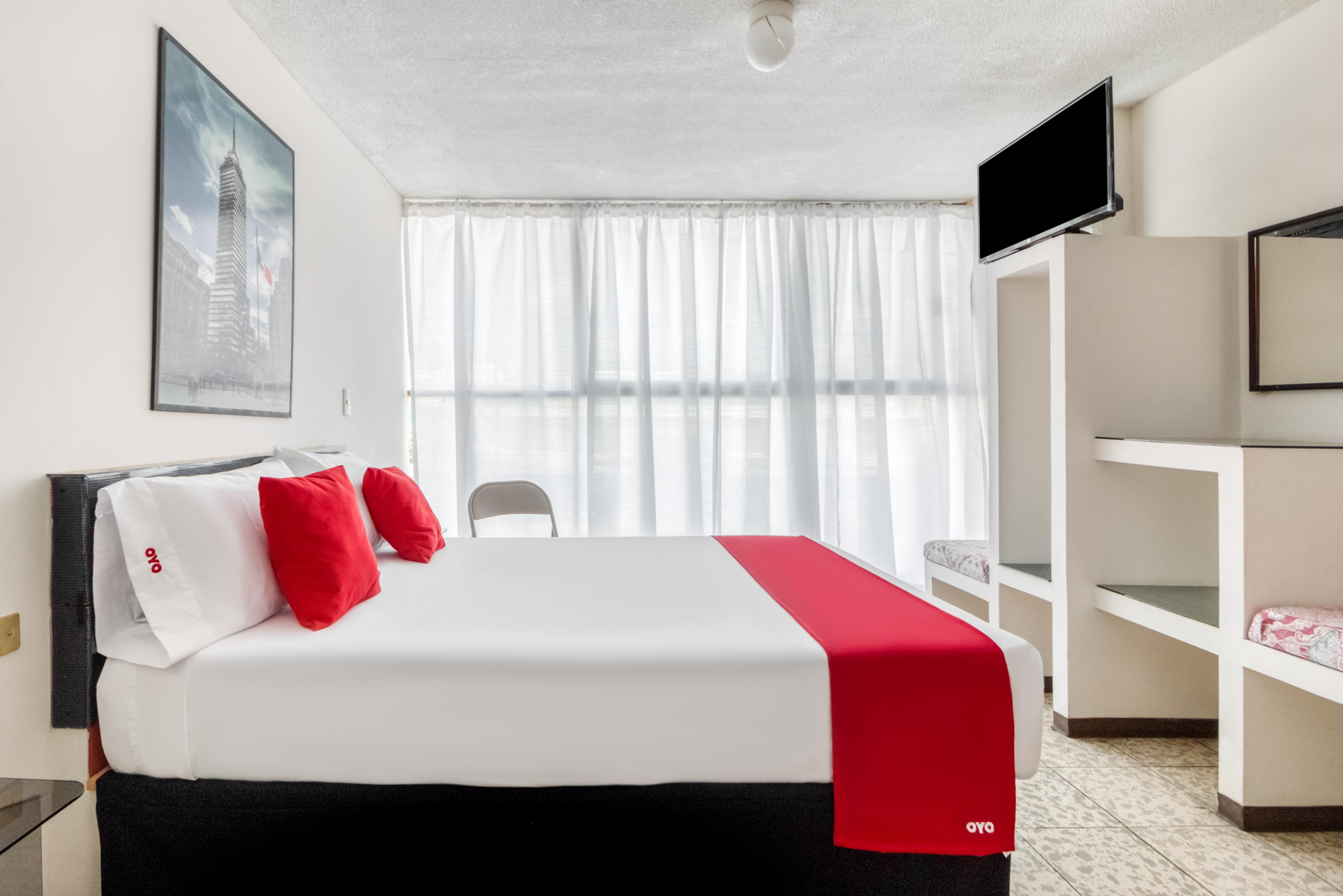 Oyo Hotel Del Llanito, אגואסקליינטס מראה חיצוני תמונה
