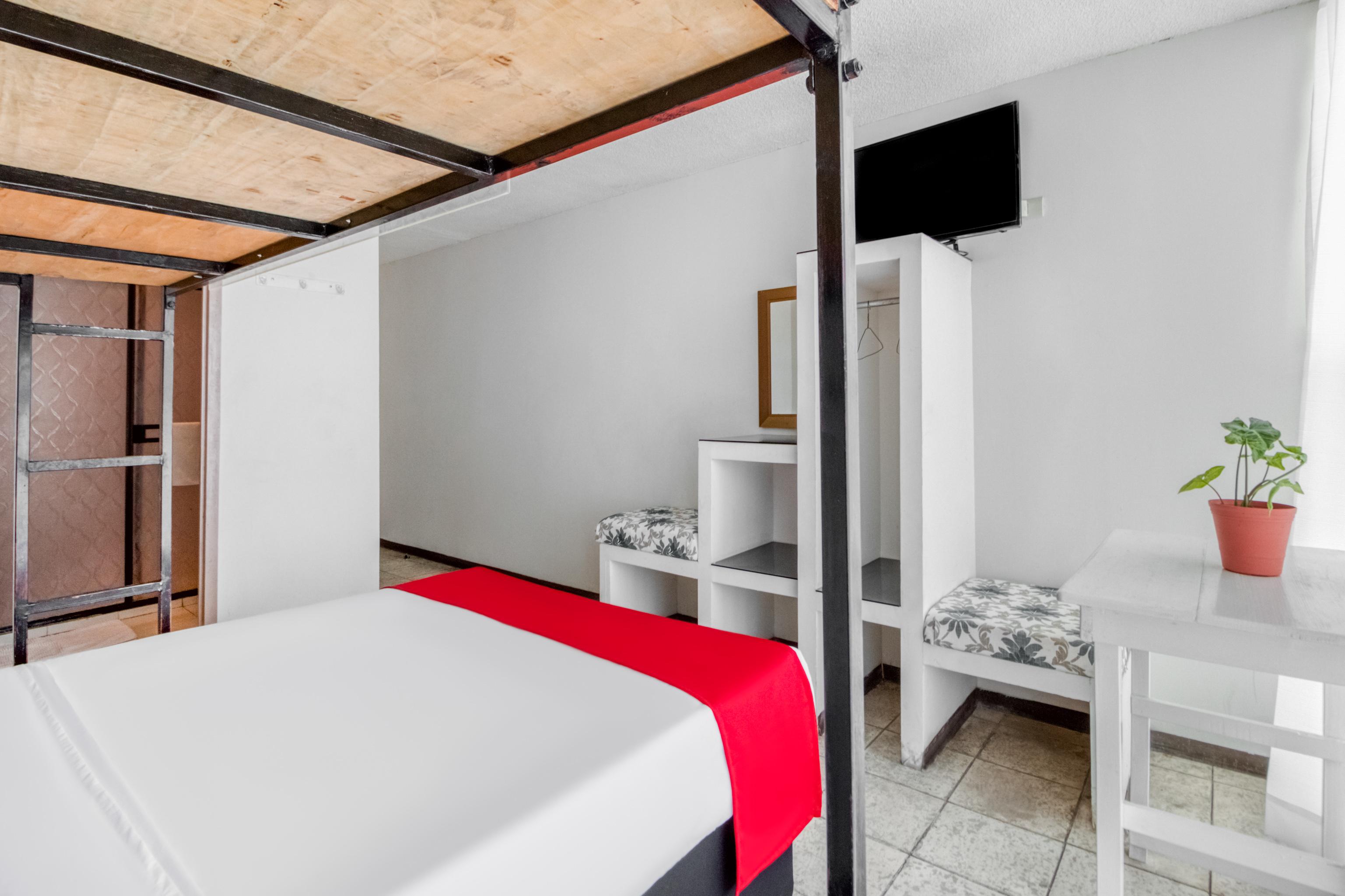 Oyo Hotel Del Llanito, אגואסקליינטס מראה חיצוני תמונה